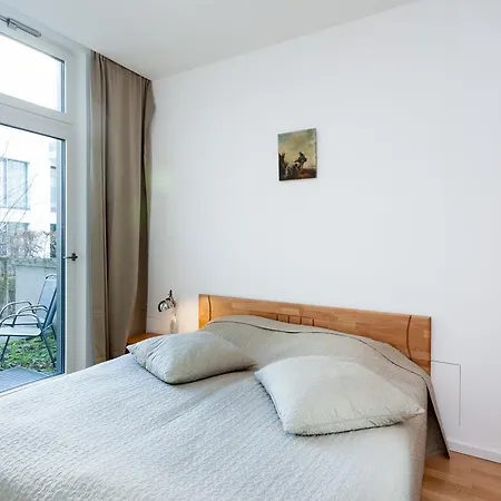 Modern Apartment In The Luxury Complex Marthashof Berlin Room photo